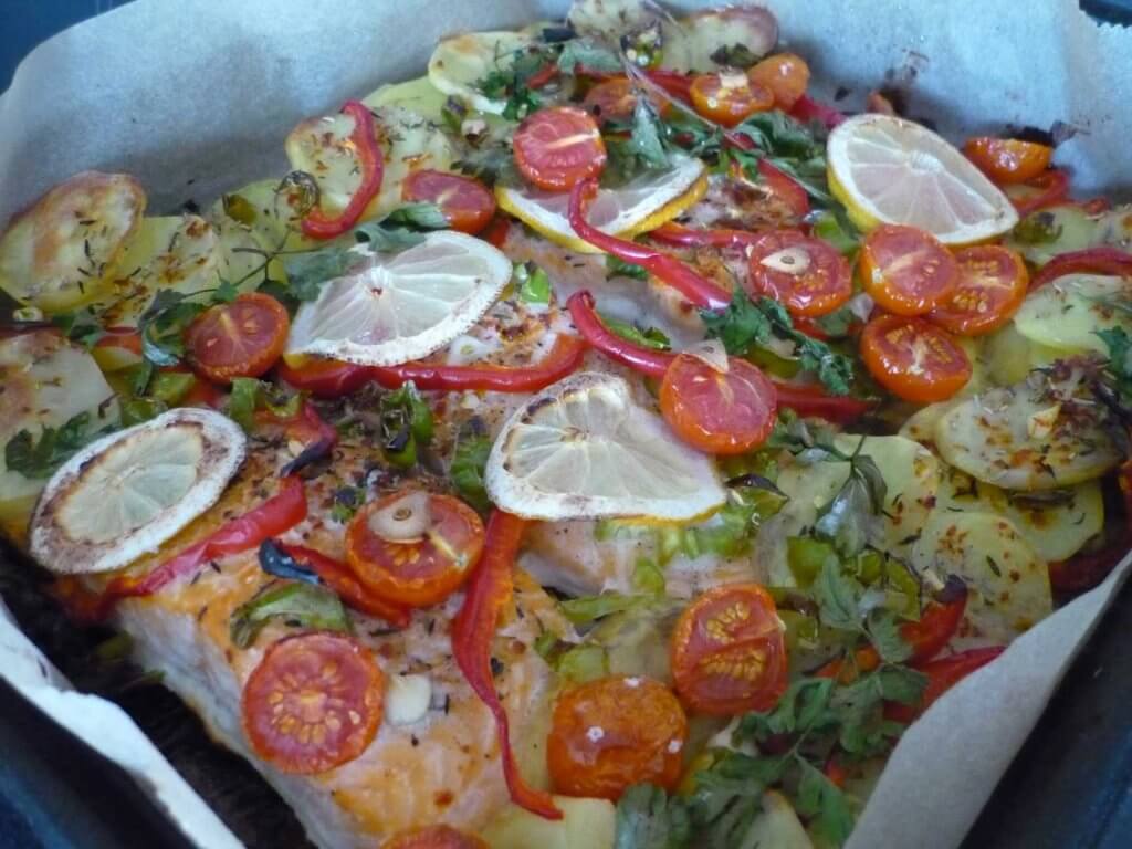 Lachs mit Gemüse im Ofen Rezept - Sebzeli Somon Balığı Tarifi