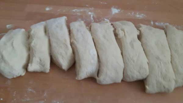 Roll-Börek mit Spinat Rezept - Ispanaklı Rulo Börek Tarifi