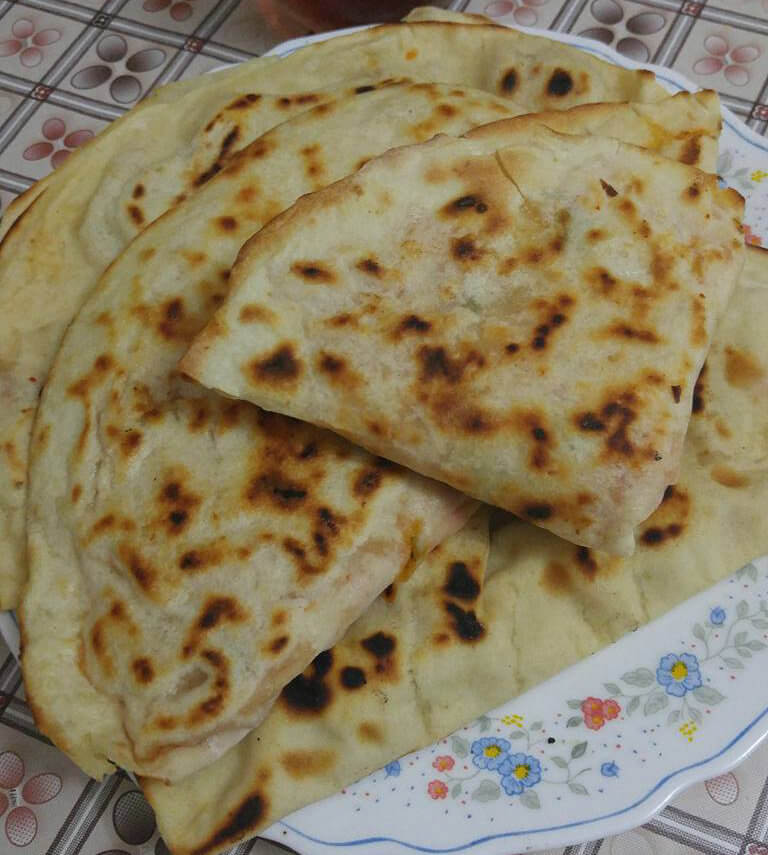Türkischer Pfannkuchen mit Käse – Peynirli Gözleme