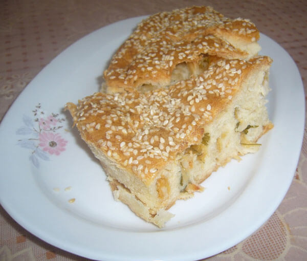 Türkisches Gebäck mit Käse - Peynirli Kol Böreği